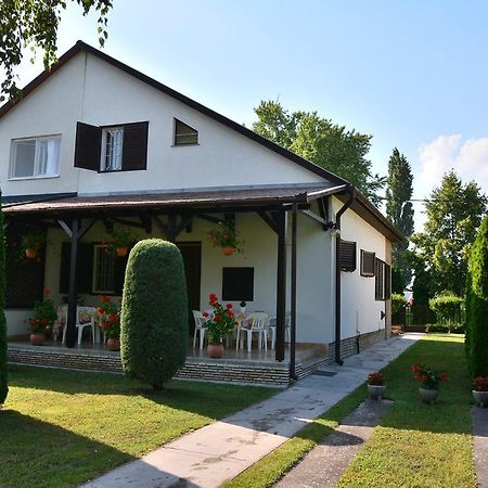 Rozsa Nyaralohaz Villa Balatonboglár Eksteriør billede