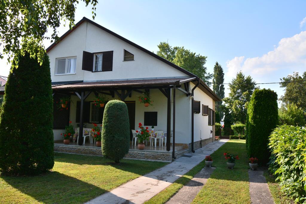 Rozsa Nyaralohaz Villa Balatonboglár Eksteriør billede