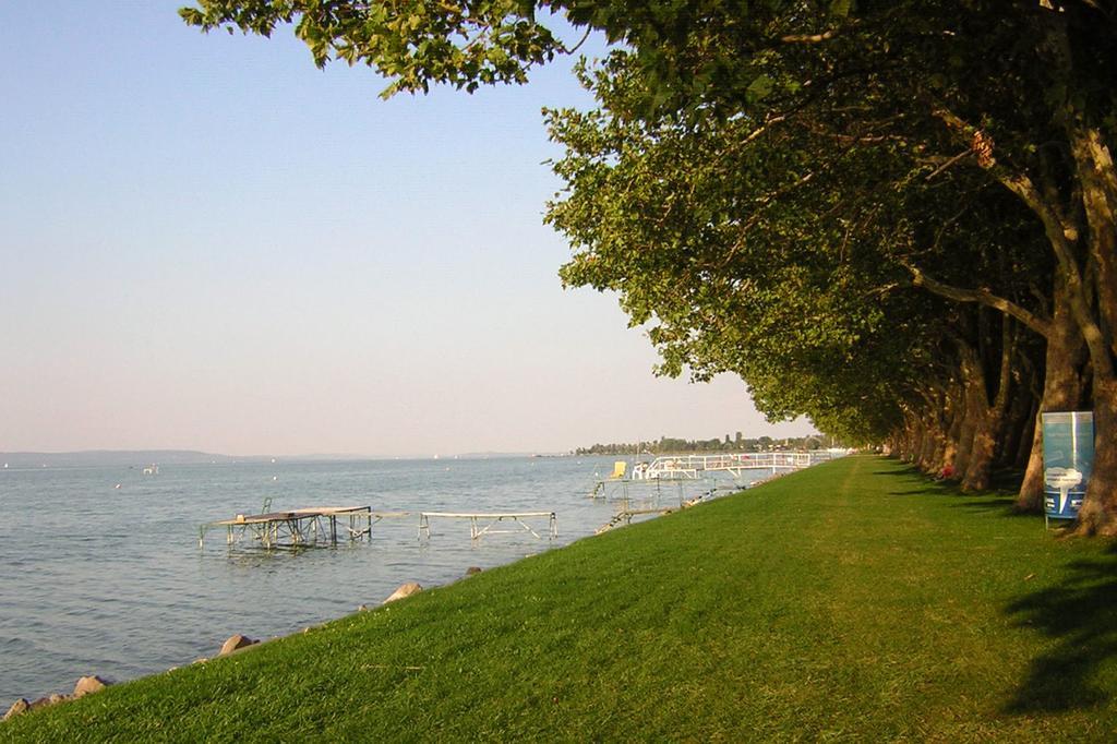 Rozsa Nyaralohaz Villa Balatonboglár Eksteriør billede
