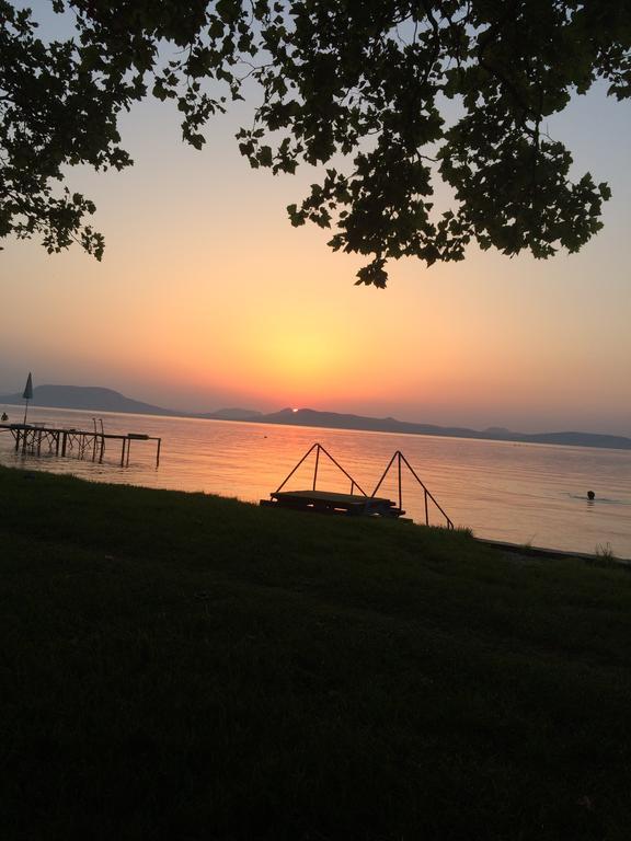 Rozsa Nyaralohaz Villa Balatonboglár Eksteriør billede